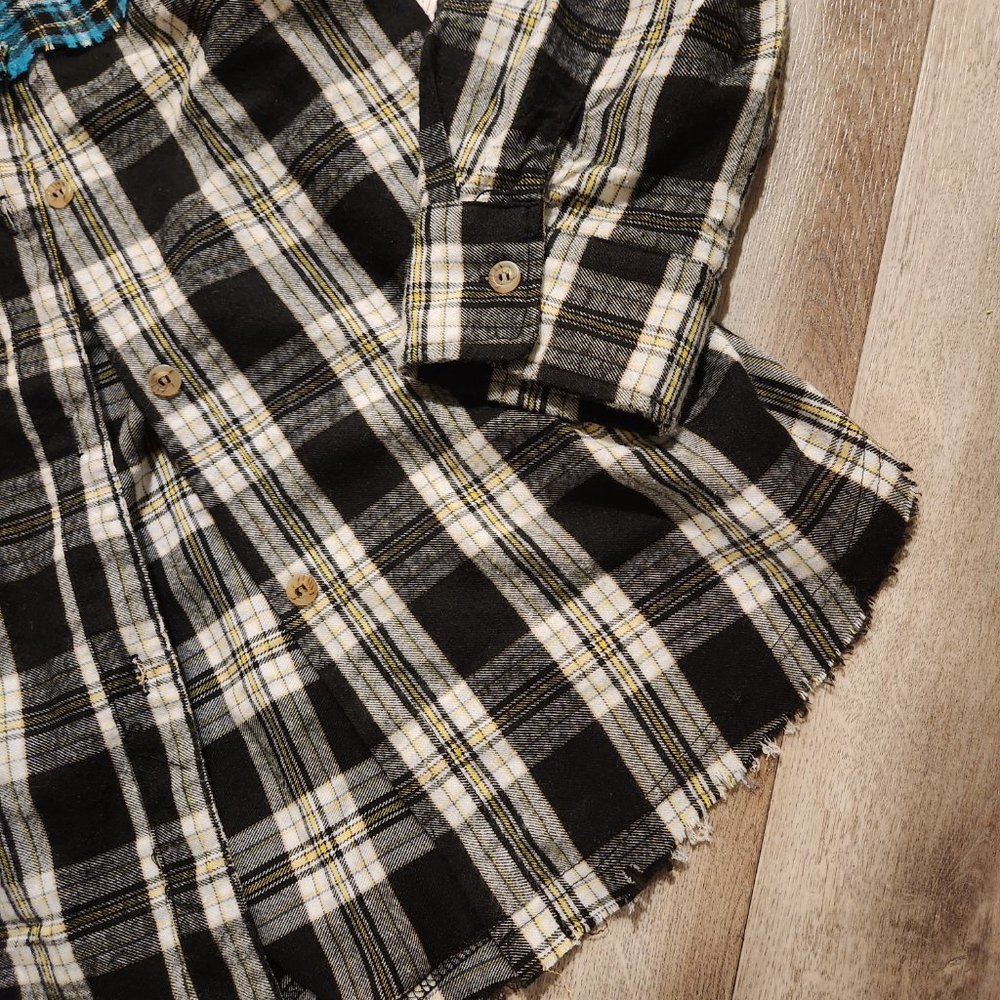 La Miel Split Plaid Boyfriend Top - image 5